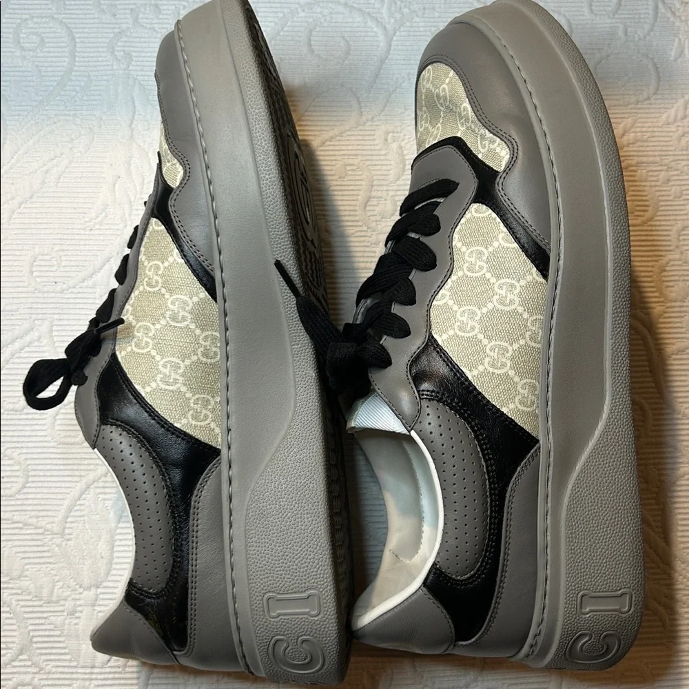 Gucci Men’s GG Supreme Chunky Sneakers. 13. Nearly NEW Black/Gray/Tan Color Way
